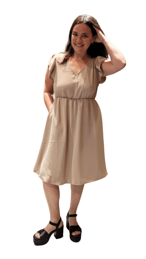 Vestido Vero Manga Volados (Creppe) - Image 3